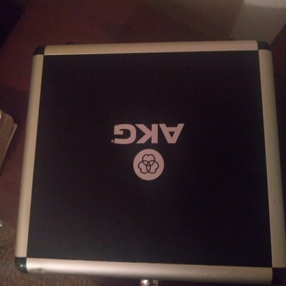 Akg P420 Condenser Microphone (New) - Picture 5 of 5